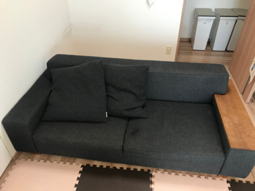 受け渡し予定者確定済FLANNEL SOFA BRICK3人掛け・売ります