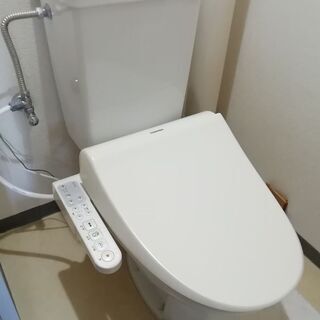 温水洗浄便座　TOSHIBA SCS-T92 パステルアイボリー...