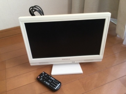 ピクセラ 16V型 液晶 テレビ PRD-LA103-16Wホワイト ハイビジョン 2009年製　美中古