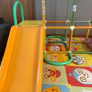 アンパンマンジャングルジムの画像