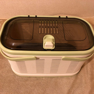 小さめのペットキャリー中古