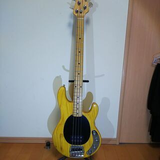 ERNIE BALL MUSICMAN STINGRAY EX ...