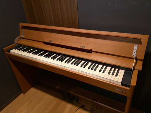 電子ピアノ