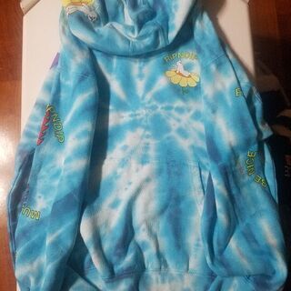 パーカーとロングtシャツです