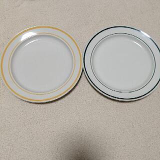 お皿色々の画像