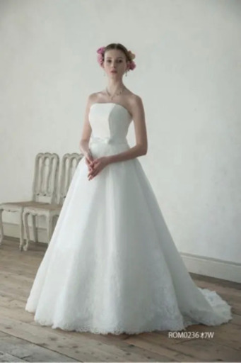 ウェディングドレス　クチュールナオコ