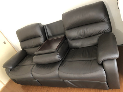 【美品】ニトリリクライニング本革ソファー