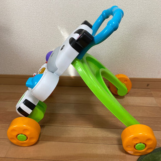 2点セット　歩行器　足蹴り　車　　の画像