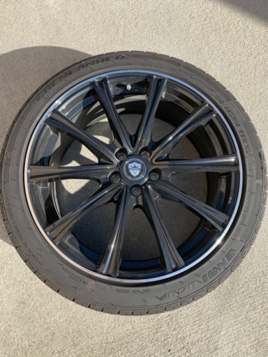 30系プリウス  18インチ夏タイヤ4本セット