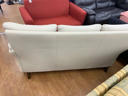 【ニトリ】ハイバックレザーソファー＜コウテイ3＞あります！！