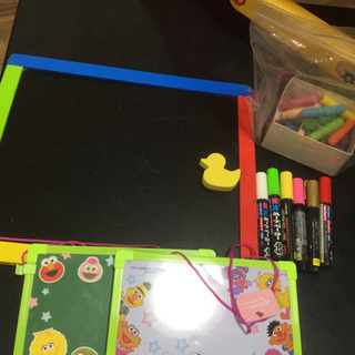 取引き中お絵かきボード、ペン、チョークすべてまとめて