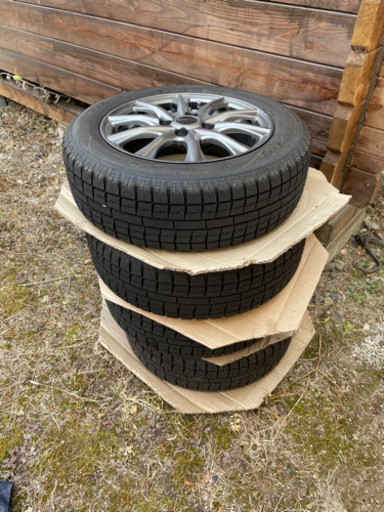 スタッドレスタイヤ