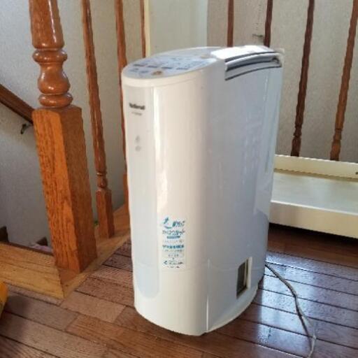 ナショナル National デシカント方式除湿乾燥機 F-YZA100