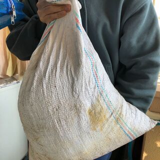 園芸用の土　土嚢袋で半分くらい　無料で差し上げます。の画像
