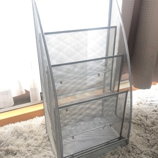 マガジンラック　譲ります