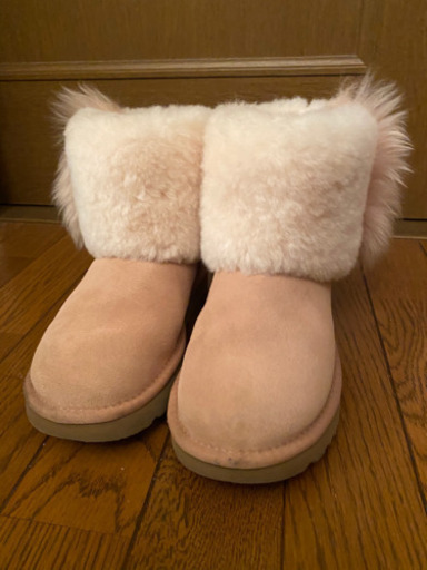 UGGショートブーツ