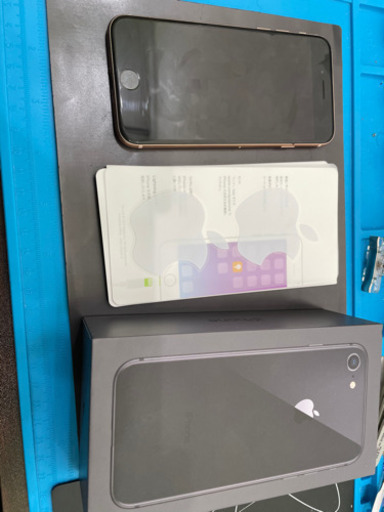 【売却済み】【激安】iPhone8 64GB simフリー スペースグレー ゴールド