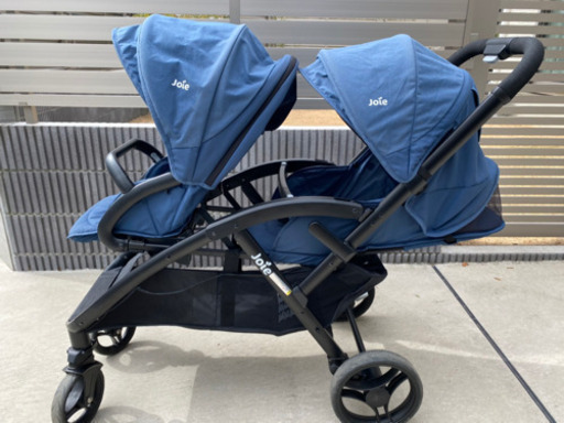 二人乗りベビーカー　Joie evalight duo