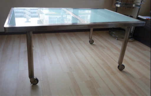 ダイニングテーブル　伸長式　キャスター付