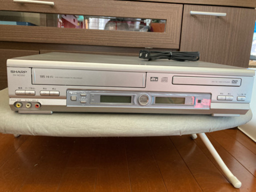 ♦️お値下げしました♦️【希少？】シャープ DVDプレーヤー一体型 VHSビデオデッキ