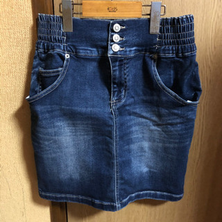 デニム　タイトスカート