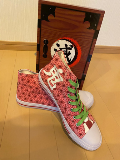 鬼滅の刃　竈門　禰豆子　ハイカット　スニーカー　28cm