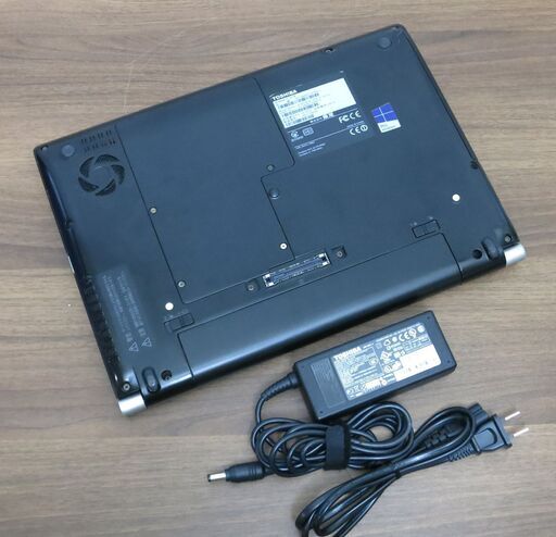 東芝 dynabook R734/M Core i3/4GB/SSD128GB
