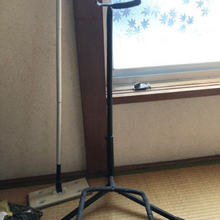 アコースティックギターplaytech d-4 NATとスタンドの画像