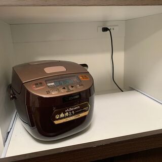 【受け渡し決定】食器棚の画像
