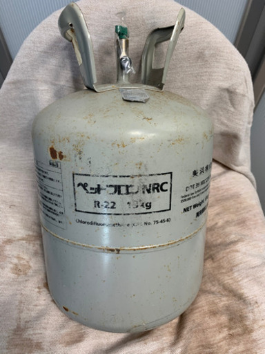 エアコン用　フレオンガス　R22 入荷致しました