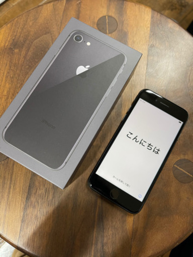 iPhone8 スペースグレー