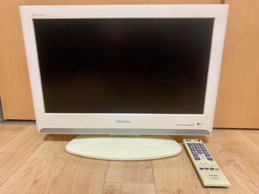 東芝　REGZA　テレビ　19インチ