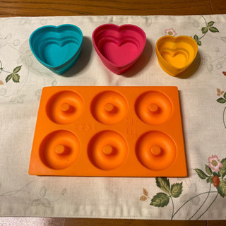 シリコン　ハート型ココット・ドーナツ型　
