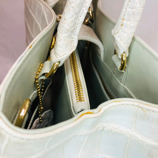 クロコ　ワニ革 ハンドバッグ ショルダー付 バニラ 白 本革 キレイの画像