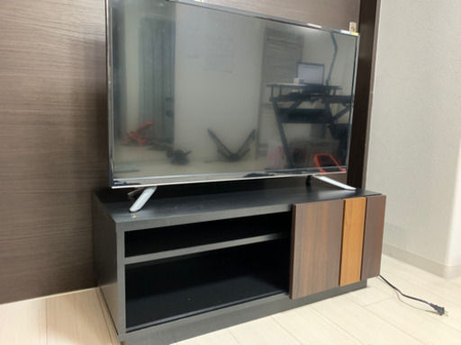 テレビとテレビ台　今週まで値下げします