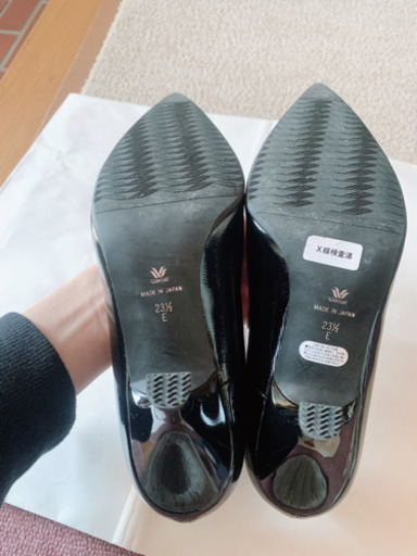 【23.5cm E】ワコール　サクセスウォーク  Wacoal エナメル　パンプス　ポインテッドトゥ　本革　黒