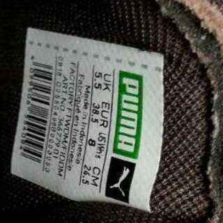 PUMA スウェードBOWウィメンズスニーカー24.5cmの画像