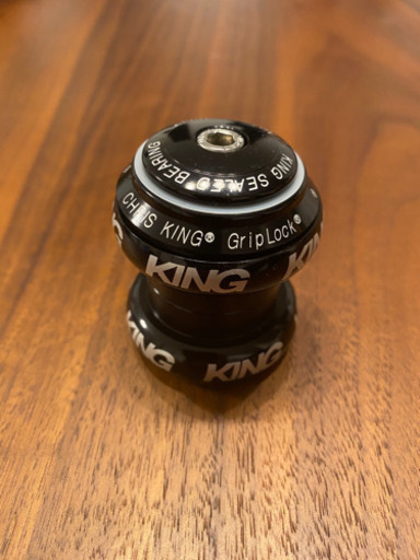 新品未使用 クリスキング ヘッドパーツ 1 1/8 ブラック