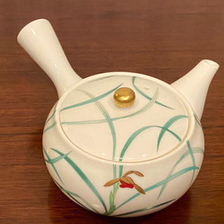 香蘭社の急須の画像