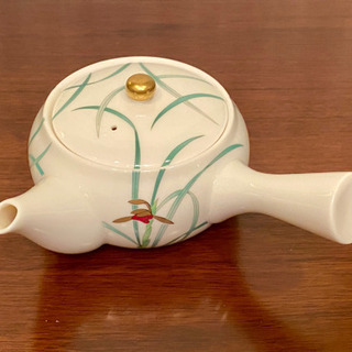 香蘭社の急須の画像