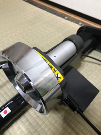 固定ローラー  LR541(スルーアクスル、クイック両対応)