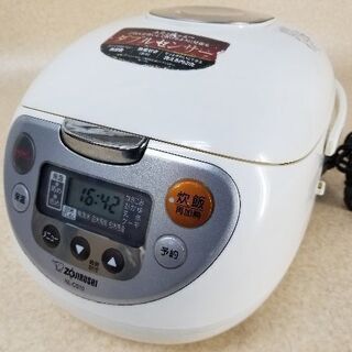 ピッカーズ六条店オープン特価！  500円 象印 マイコン炊飯ジャー 極め炊き NL-CS10型 ホワイト 5.5合炊 1.0L 2017年製 炊飯器の画像