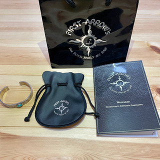 FIRST ARROW's ターコイズ付 カラ草彫りバングル 永久保証付き