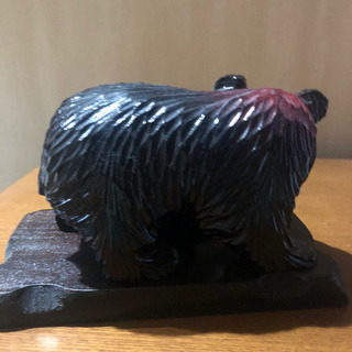 木彫り熊の置物の画像