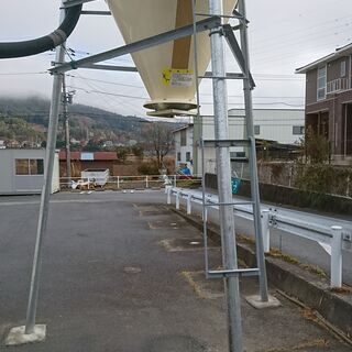 注文殺到！次は12月からの予約下さい！もみがら持って行って～軽ト...