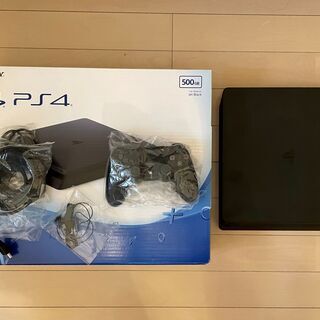 PlayStation 4 ジェット・ブラック 500GB(CU...