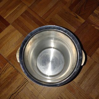 ワインクーラーだと思いますの画像