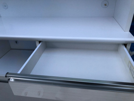 【急募】美品！横幅120センチの食器棚