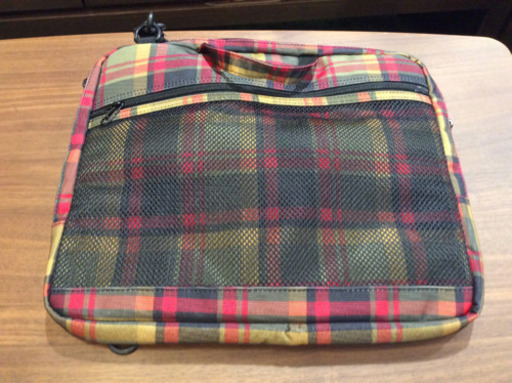 中古品 キャリーバッグ BuRTOn