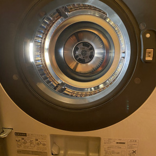 ドラム式電気洗濯乾燥機の画像